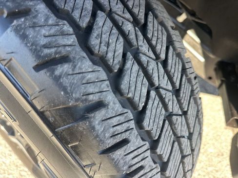 Used 2024 Ford Bronco Outer Banks image 32