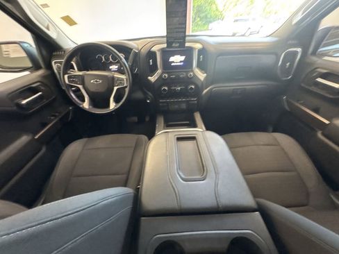 Used 2021 Chevrolet Silverado 1500 LT Trail Boss w/ Convenience Package II AWD/4WD image 21