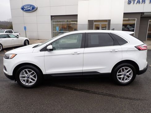 Certified 2022 Ford Edge SEL w/ Convenience Package image 2