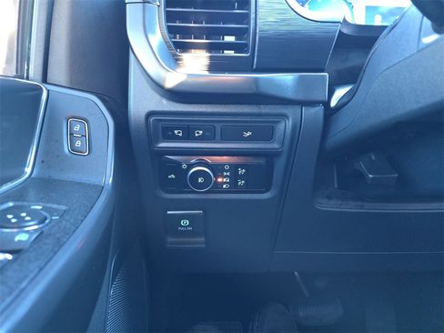 Used 2024 Ford F150 XLT w/ Equipment Group 302A MID image 26