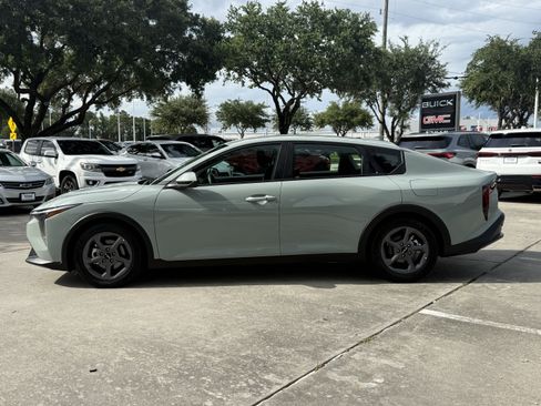Used 2025 Kia K4 FWD image 8