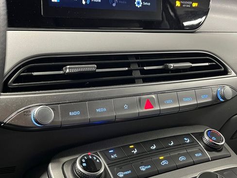 Used 2021 Hyundai Palisade SE image 9