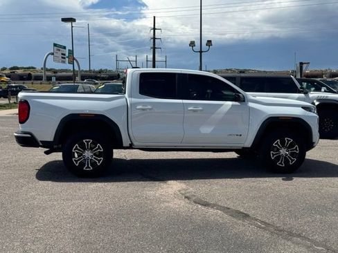 Certified 2025 GMC Canyon AT4 AWD/4WD image 6