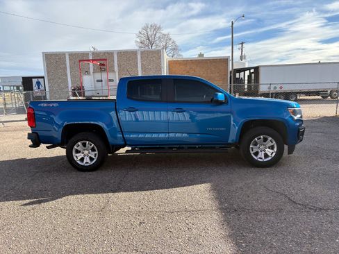 Used 2022 Chevrolet Colorado LT w/ LT Convenience Package image 5