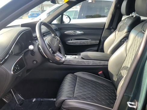 Used 2024 Genesis GV70 3.5T Sport w/ Sport Advanced Package image 11