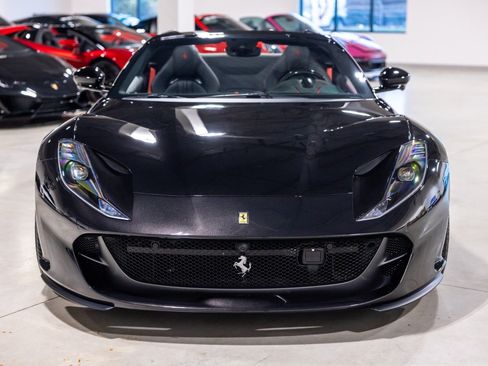 Used 2021 Ferrari 812 GTS RWD image 11