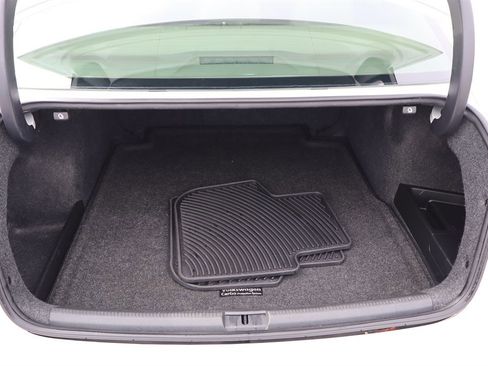 Used 2013 Volkswagen Passat TDI SE FWD image 28