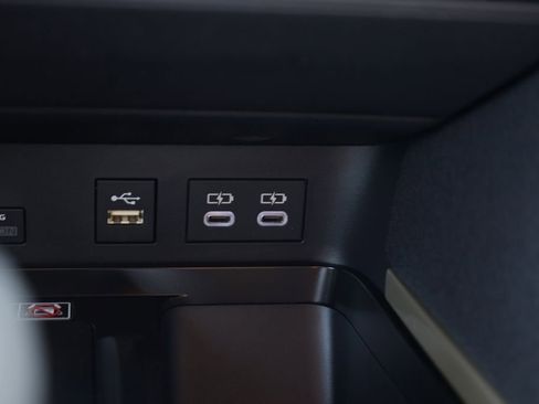 New 2026 Toyota Camry LE w/ Convenience Package image 9