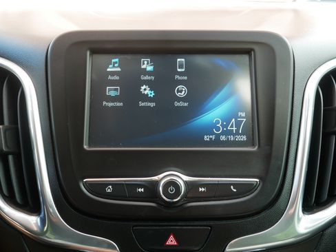 Used 2018 Chevrolet Equinox LT AWD/4WD image 30