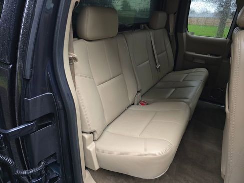 Used 2013 Chevrolet Silverado 1500 LTZ w/ Max Trailering Pack image 23