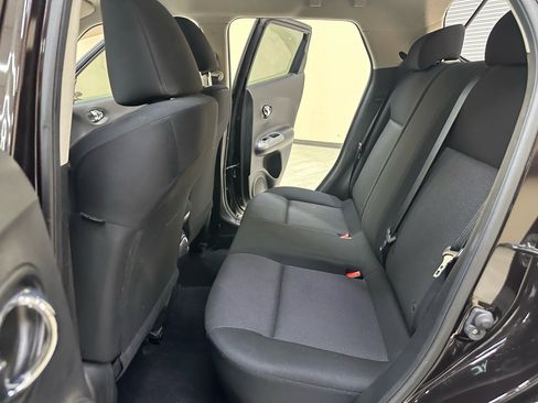 Used 2014 Nissan Juke S image 30