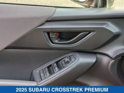 Certified 2025 Subaru Crosstrek 2.0i Premium image 13