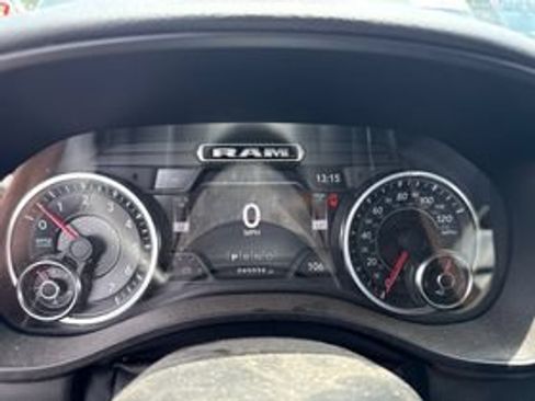 Used 2021 RAM 1500 Big Horn AWD/4WD image 9