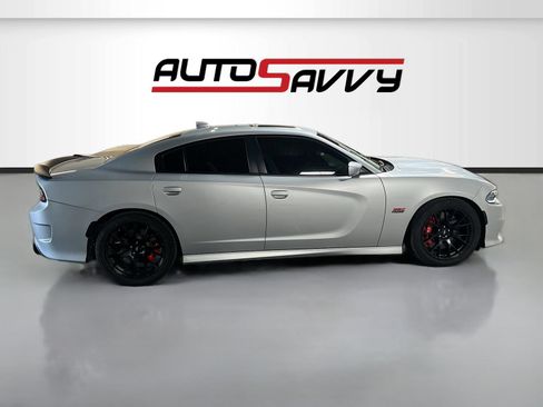 Used 2022 Dodge Charger Scat Pack w/ Dynamics Package RWD image 8
