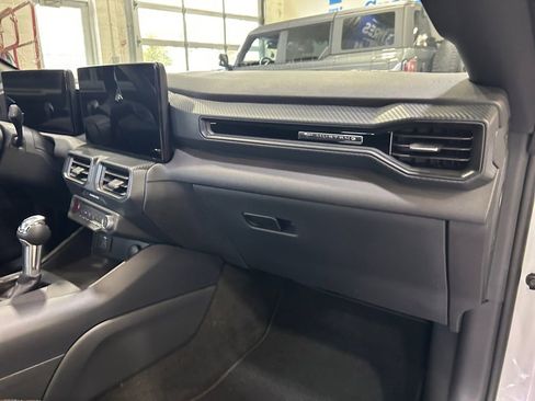 Used 2025 Ford Mustang Coupe RWD image 18