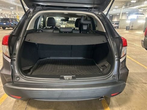 Used 2021 Honda HR-V EX-L image 16