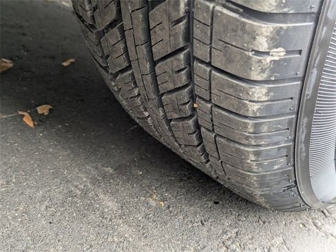 Used 2021 Chevrolet Blazer LT image 12