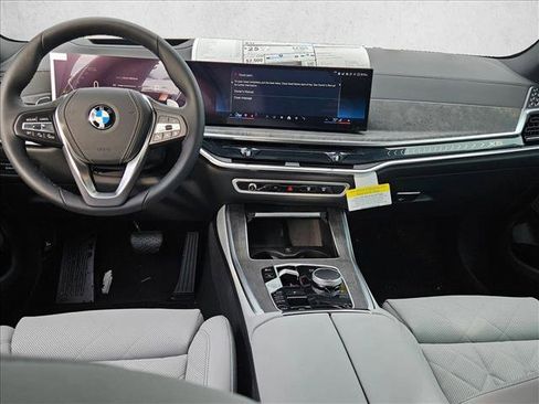New 2026 BMW X5 sDrive40i image 15