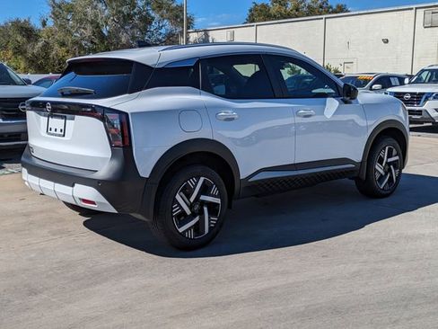 Used 2026 Nissan Kicks SV image 6