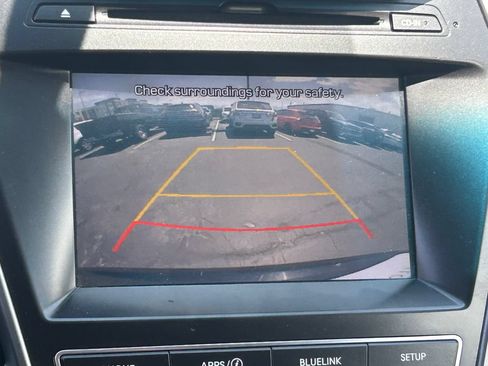 Used 2017 Hyundai Santa Fe SE w/ Cargo Package AWD/4WD image 15