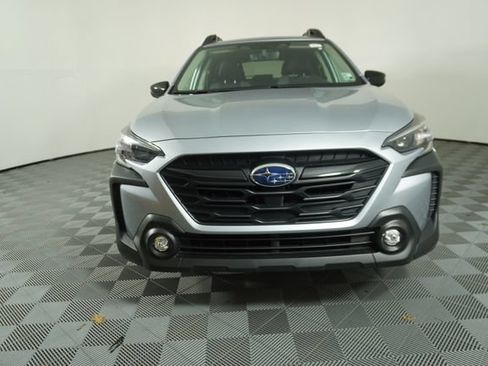 Certified 2025 Subaru Outback Onyx Edition AWD/4WD image 2