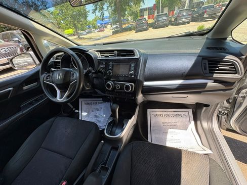 Used 2020 Honda Fit LX image 10