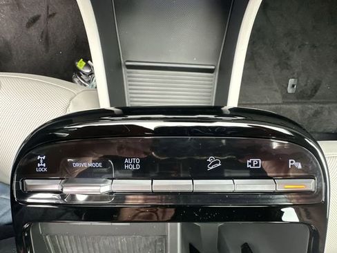 New 2026 Hyundai Tucson Limited image 29