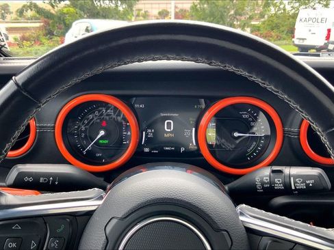 Used 2021 Jeep Wrangler Unlimited Sahara image 19