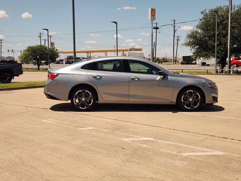 Used 2024 Chevrolet Malibu LT FWD image 7