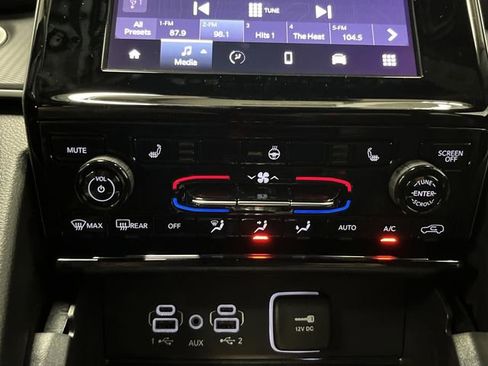 New 2025 Jeep Grand Cherokee L Altitude image 19