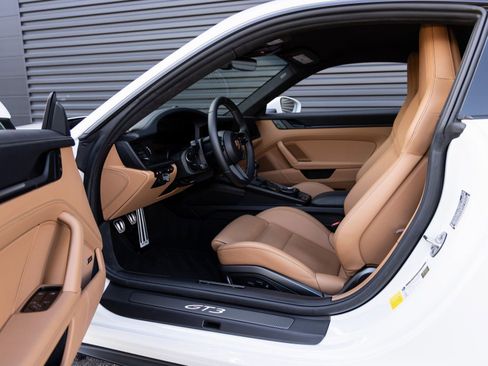 Certified 2026 Porsche 911 GT3 image 24