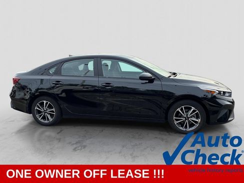 Used 2023 Kia Forte LXS FWD image 8
