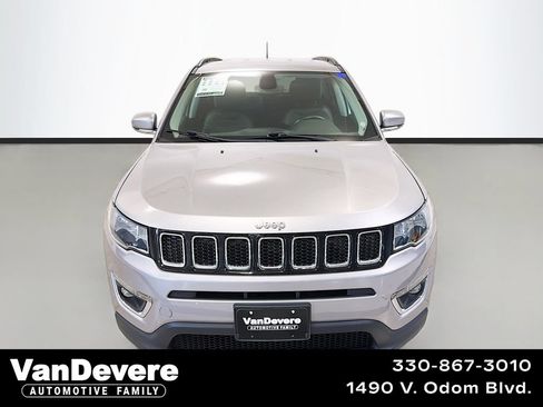 Used 2019 Jeep Compass Limited AWD/4WD image 1