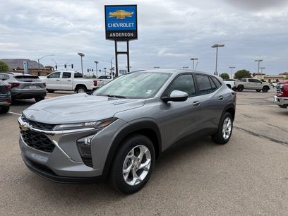 New 2026 Chevrolet Trax LS w/ LS Convenience Package
