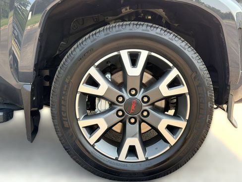 Used 2025 Toyota 4Runner TRD Sport Premium AWD/4WD image 12