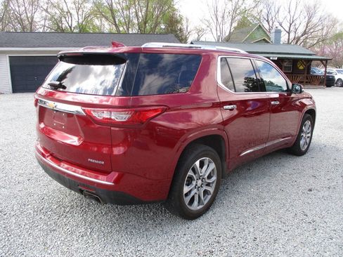 Used 2021 Chevrolet Traverse Premier AWD/4WD image 5
