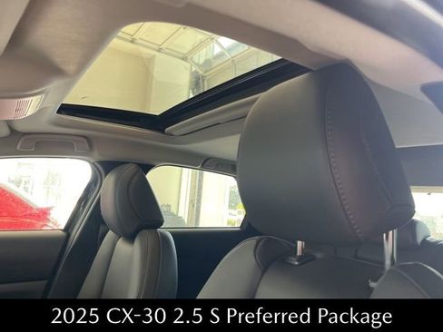 New 2025 MAZDA CX-30 AWD 2.5 S w/ Preferred Package image 29