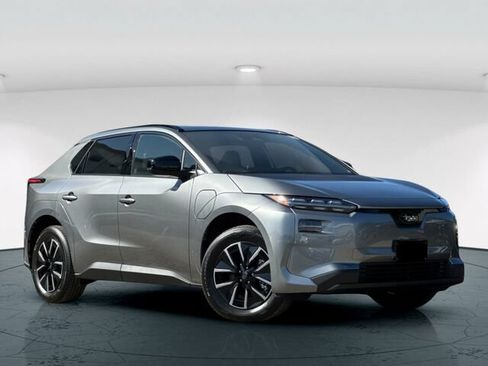 New 2026 Subaru Solterra AWD/4WD image 8