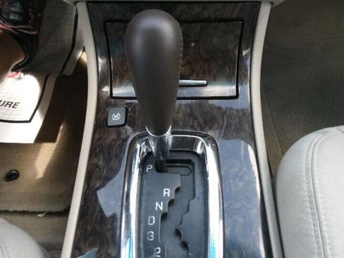 Used 2009 Cadillac DTS image 15