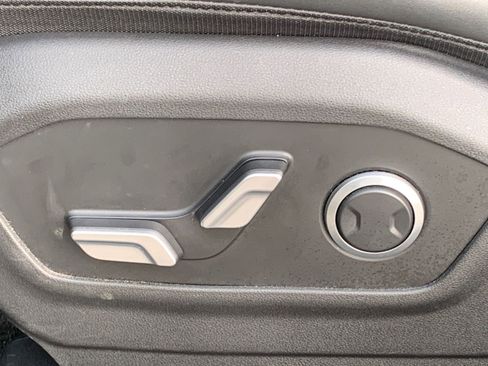 Used 2025 Hyundai Santa Fe SEL image 25