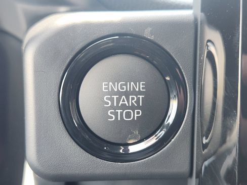 Used 2026 Toyota Tacoma Limited AWD/4WD image 20