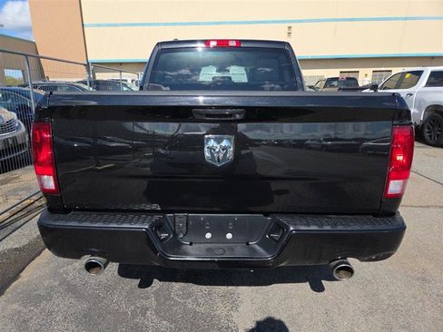 Used 2015 RAM 1500 Express RWD image 5