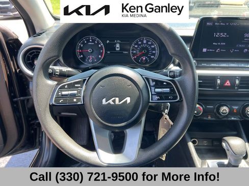 Used 2022 Kia Forte LXS FWD image 34