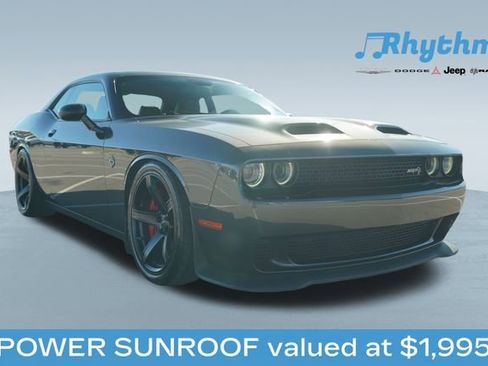 Used 2019 Dodge Challenger SRT Hellcat w/ Laguna Leather Package image 1
