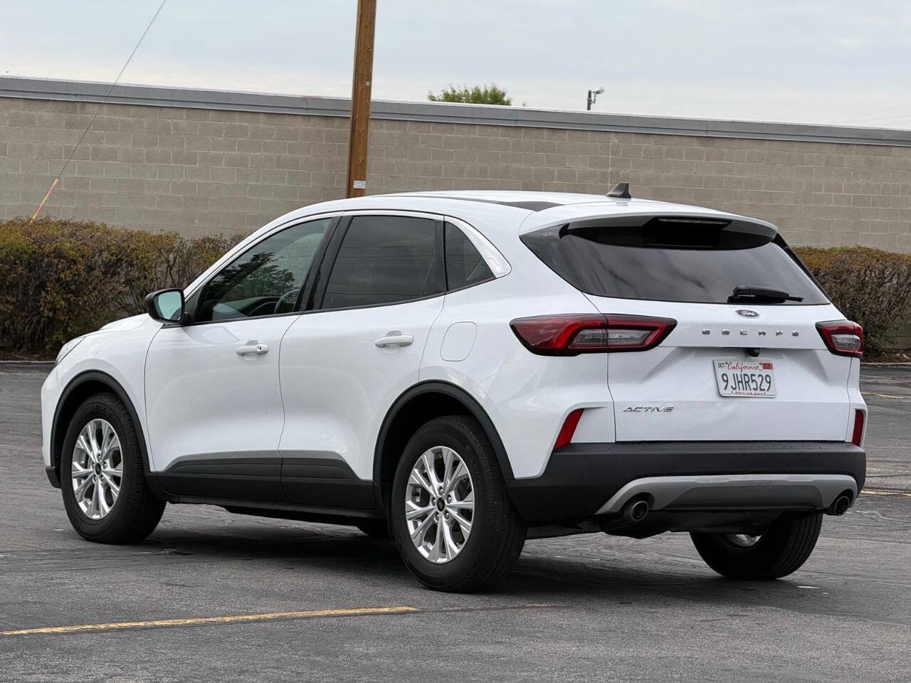 Used 2023 Ford Escape Active FWD image 3