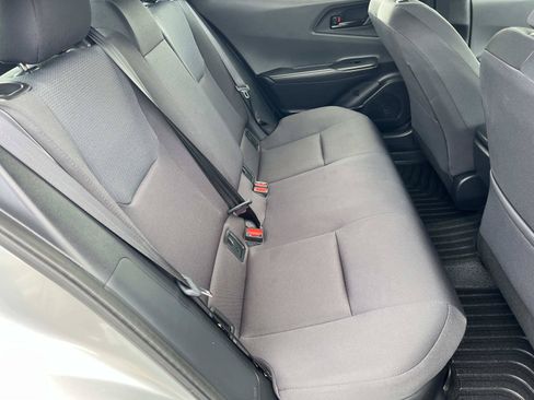 Used 2024 Toyota Prius LE FWD image 15