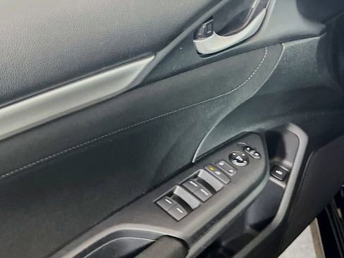 Used 2020 Honda Civic EX image 14