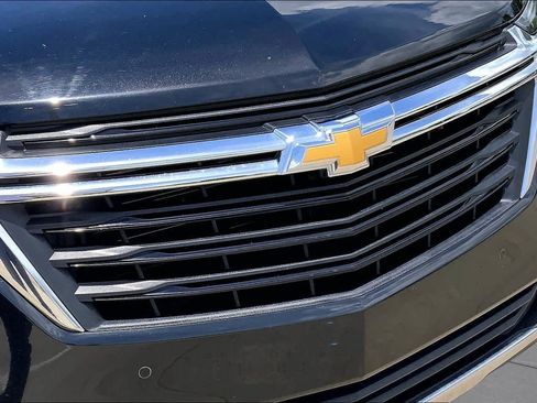 Used 2024 Chevrolet Equinox LT FWD image 31