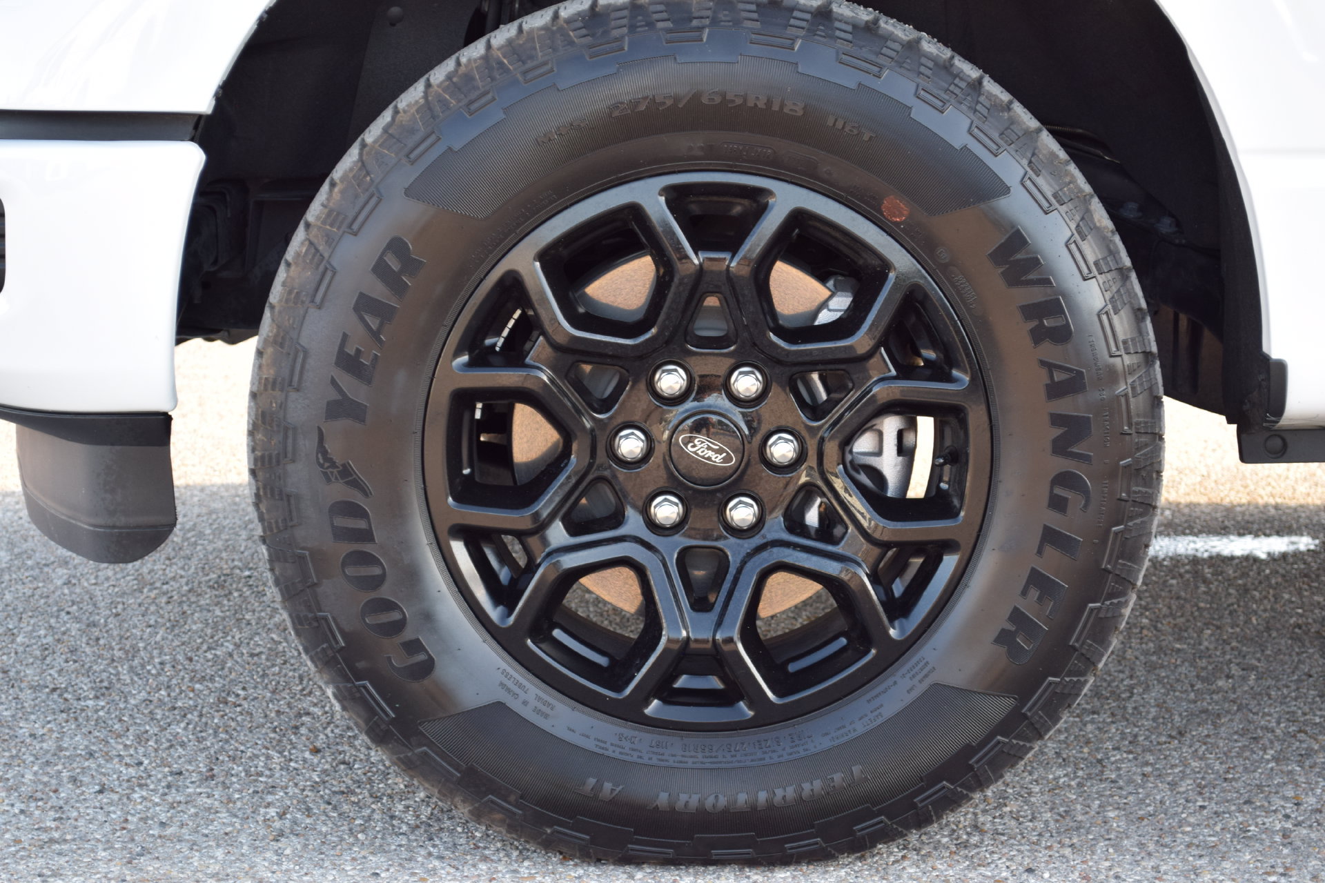 Used 2025 Ford F150 Lariat AWD/4WD image 28