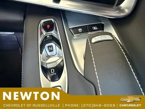 Used 2024 Chevrolet Corvette Stingray Preferred Conv w/ Z51 Performance Package RWD image 15